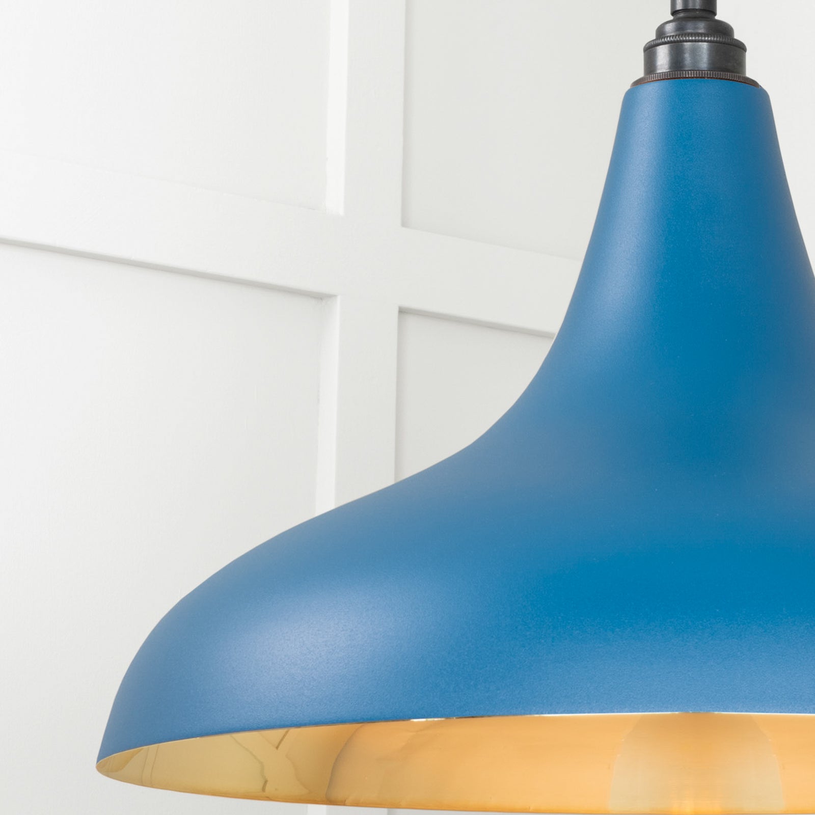 SHOW Close Up Image of Frankley Ceiling Light in Upstream