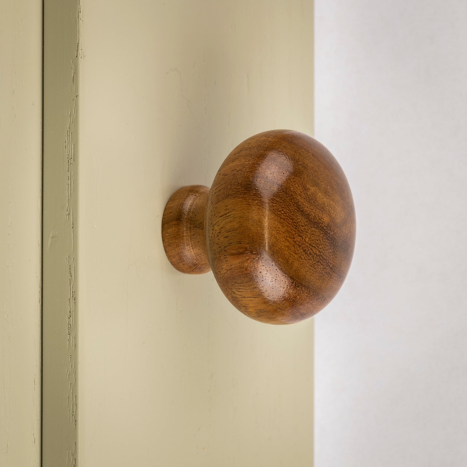 Rosewood cupboard knob SHOW