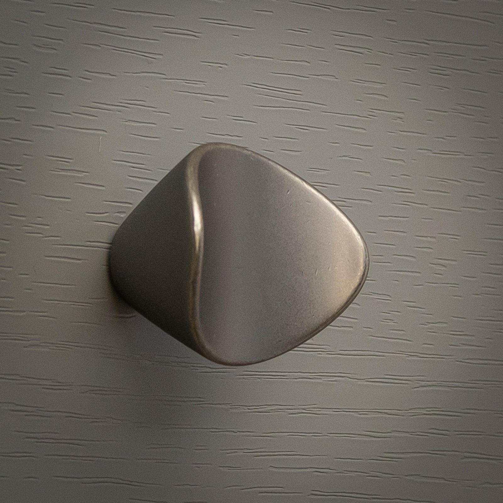 Modern cupboard knob SHOW