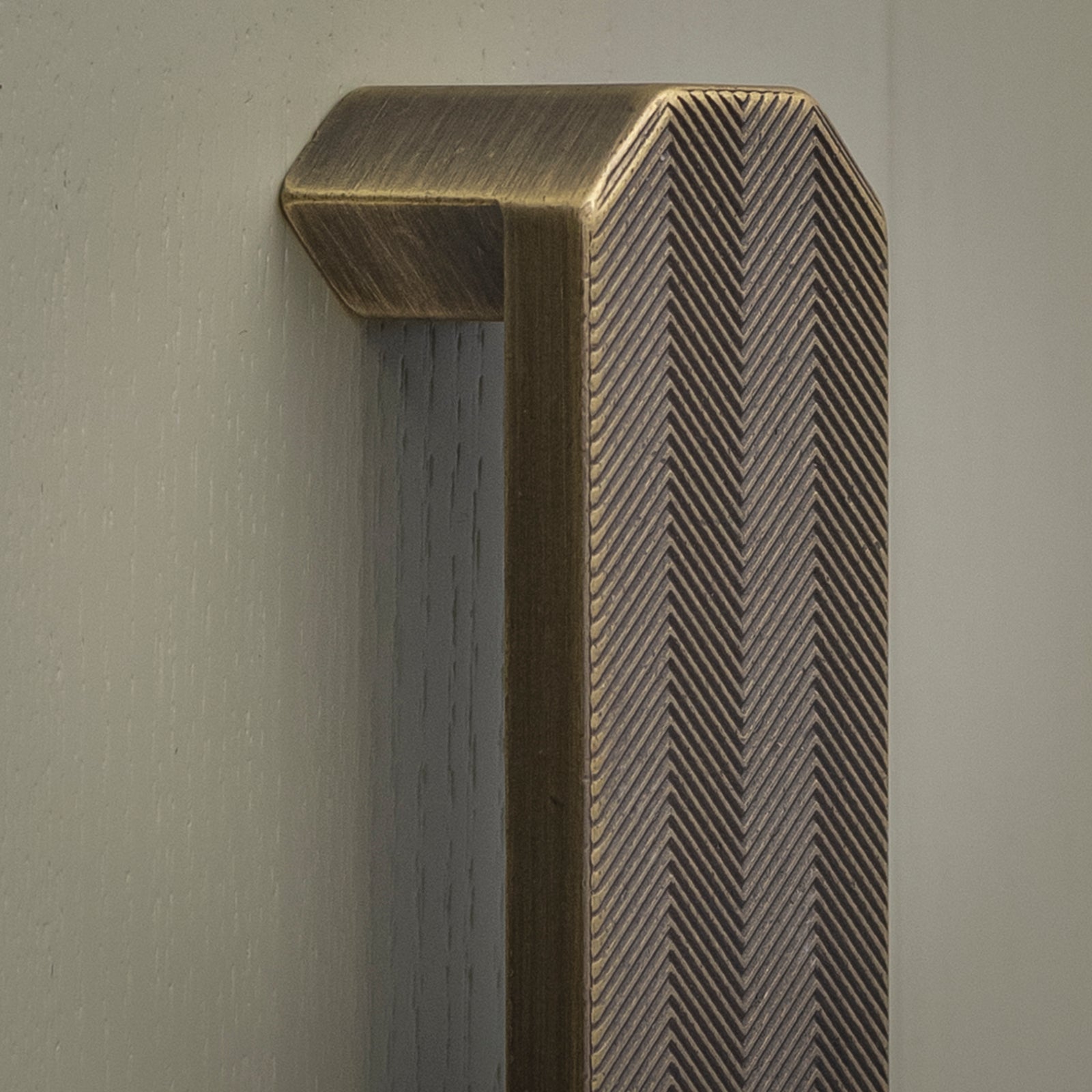 Brass cupboard handle SHOW
