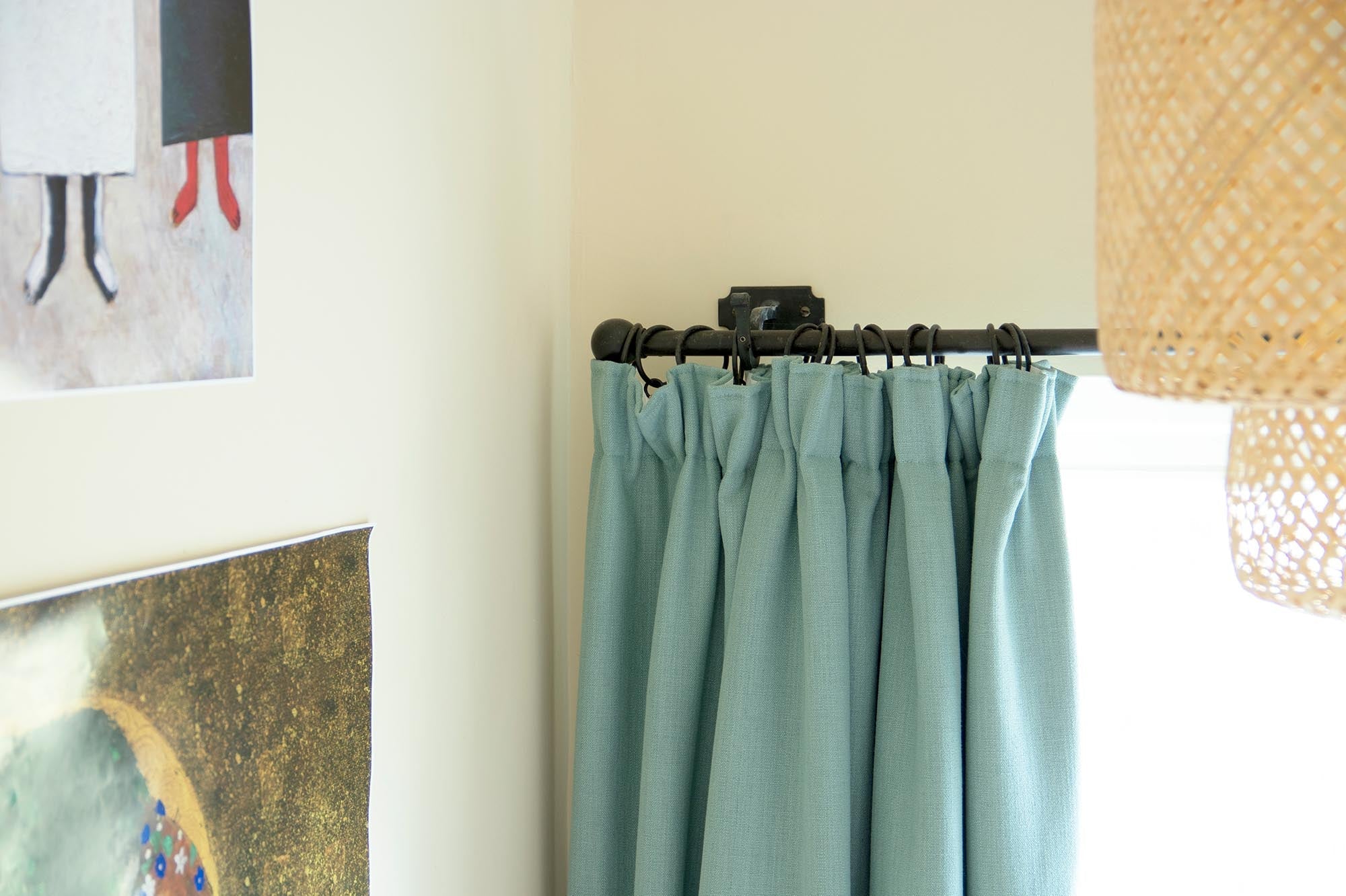 Can Curtains Go Over Radiators?