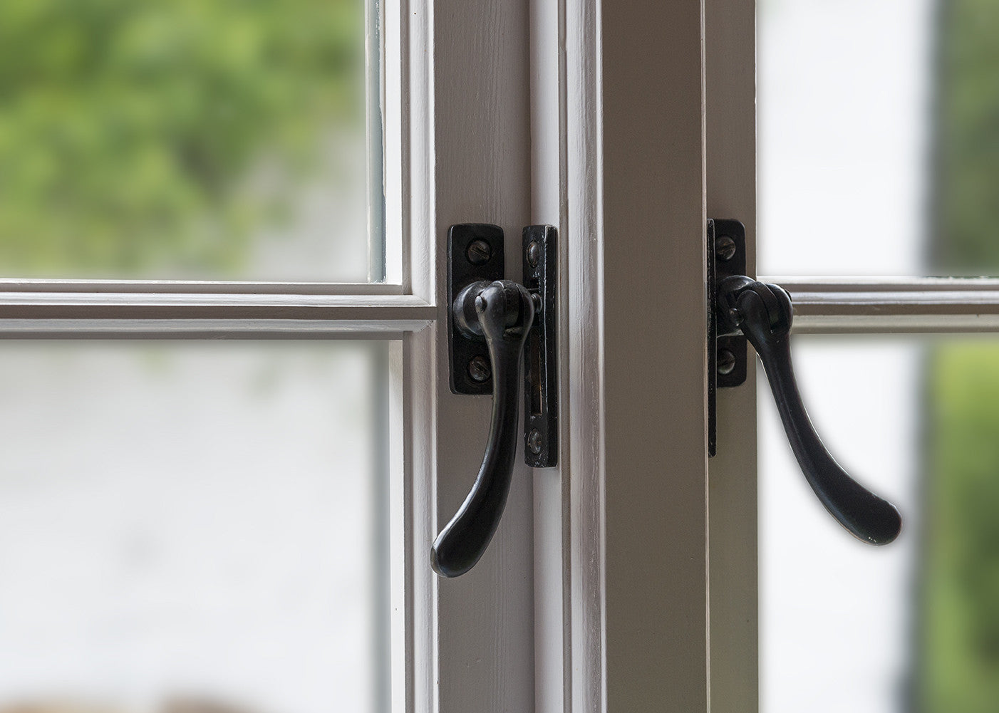 Black Monkey Tail Window Fastener | Traditional Window Furniture