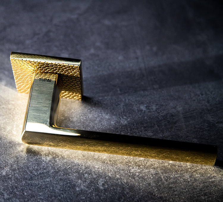 TUPAI Door Handles On Rose Suffolk Latch Company