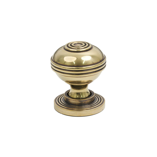SHOW 32mm Antique Brass Prestbury Cabinet Knob
