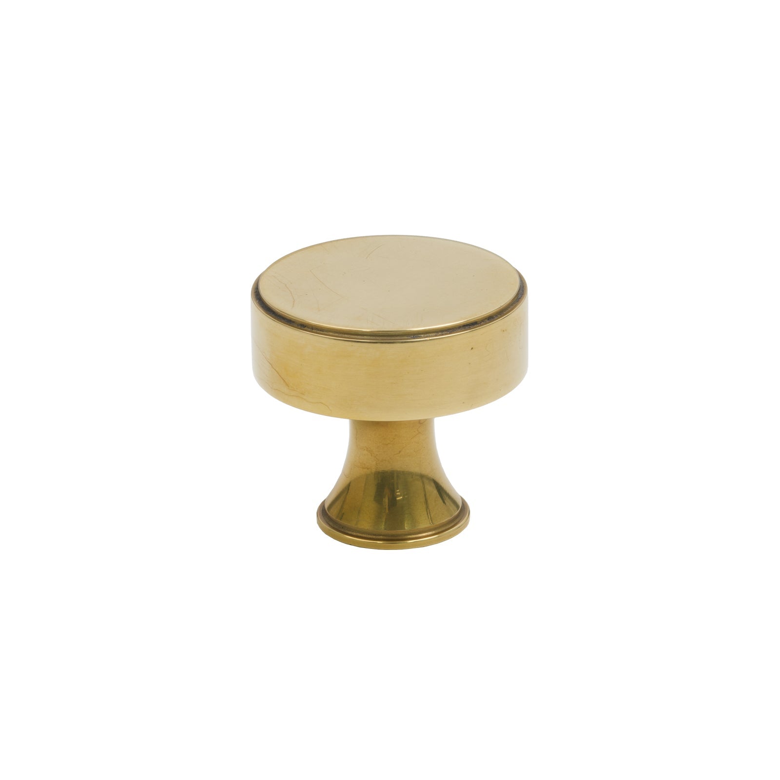 SHOW 32mm Antique Brass Scully Cabinet Knob
