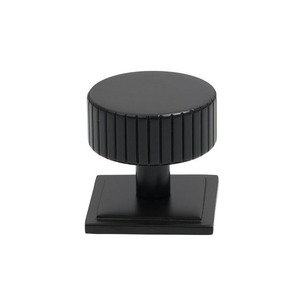 SHOW 38mm Aged Bronze Judd Cabinet Knob - Square Rose