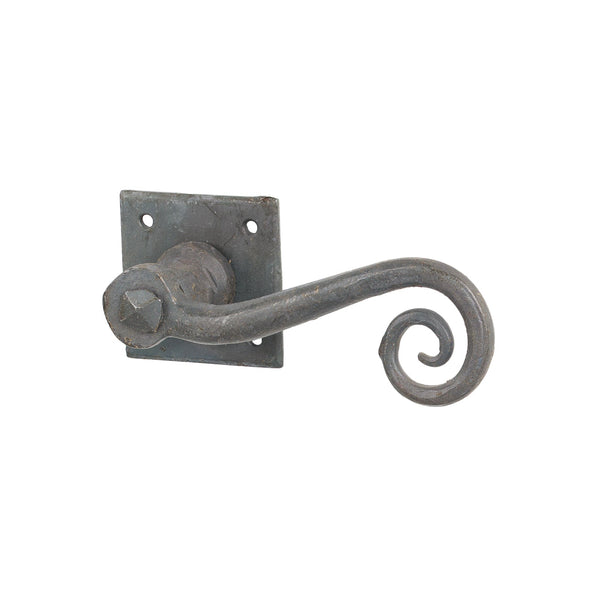 SHOW Beeswax Monkeytail Lever on Diamond Rose Handles