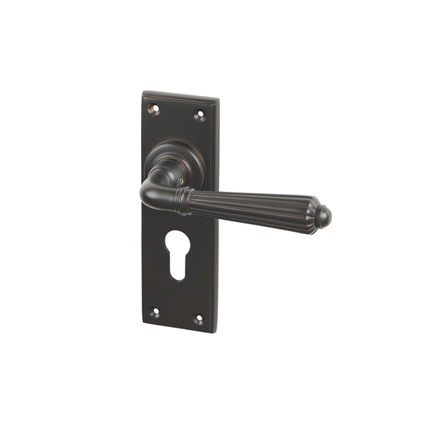 SHOW Aged Bronze Euro Hinton Lever Handles