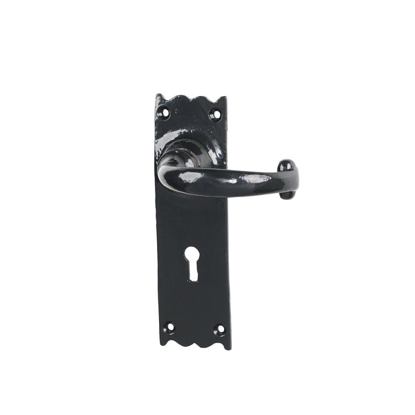 SHOW Lock Cottage Lever Handles