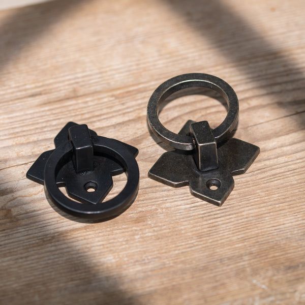  Hover Image of Bronze Drop Pull