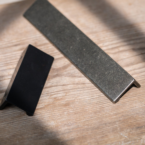  Hover Image of Bronze Cabinet Edge Pull