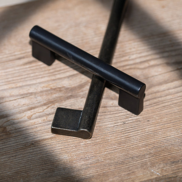  Hover Image of Bronze Axiom Cabinet Pull Handle