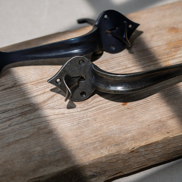  Hover Image of Bronze Gothic Thumb Latch