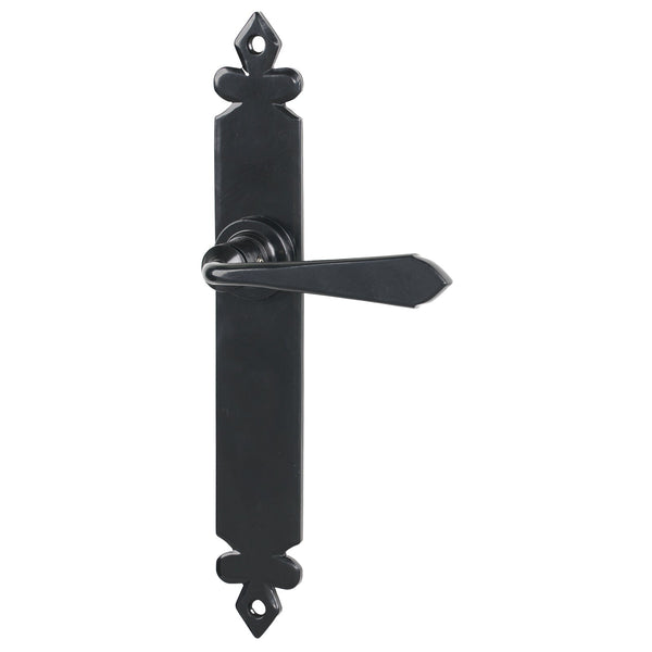SHOW Black Latch Cromwell Lever Handles