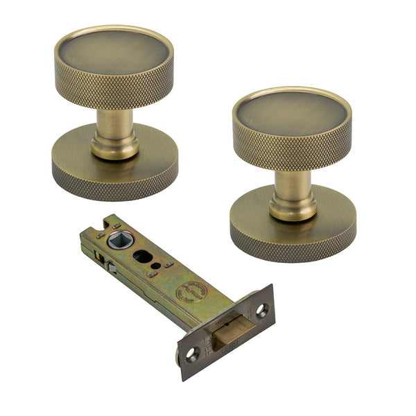 SHOW Image of Antique Brass Owen Knobs & 4 Inch Latch Set