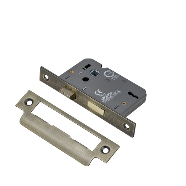 SHOW 3 Lever Sash Lock - 2.5 Inch with Matt Antique Brass finished forend and striker plate