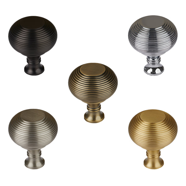 Level Image of Reeded Rim Door Knob