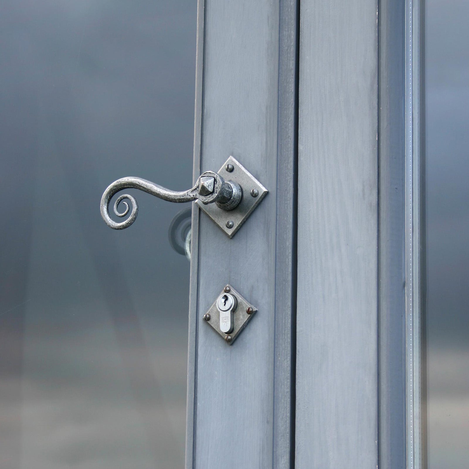 SHOW Hover Image of Monkeytail Lever on Diamond Rose Handles