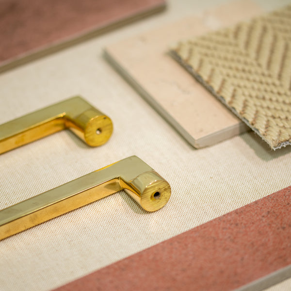  Hover Image of Unlacquered Brass Apollo Cabinet Pull Handle