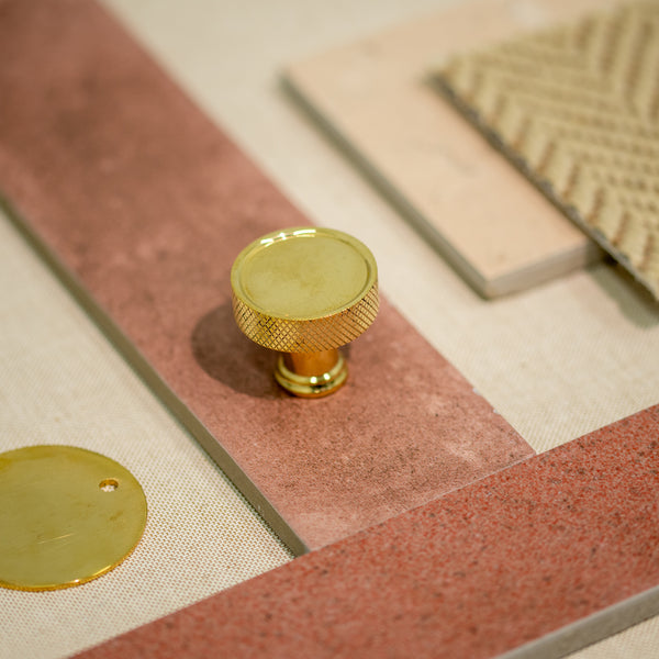  Hover Image of Unlacquered Brass Knurled Florence Cabinet Knob