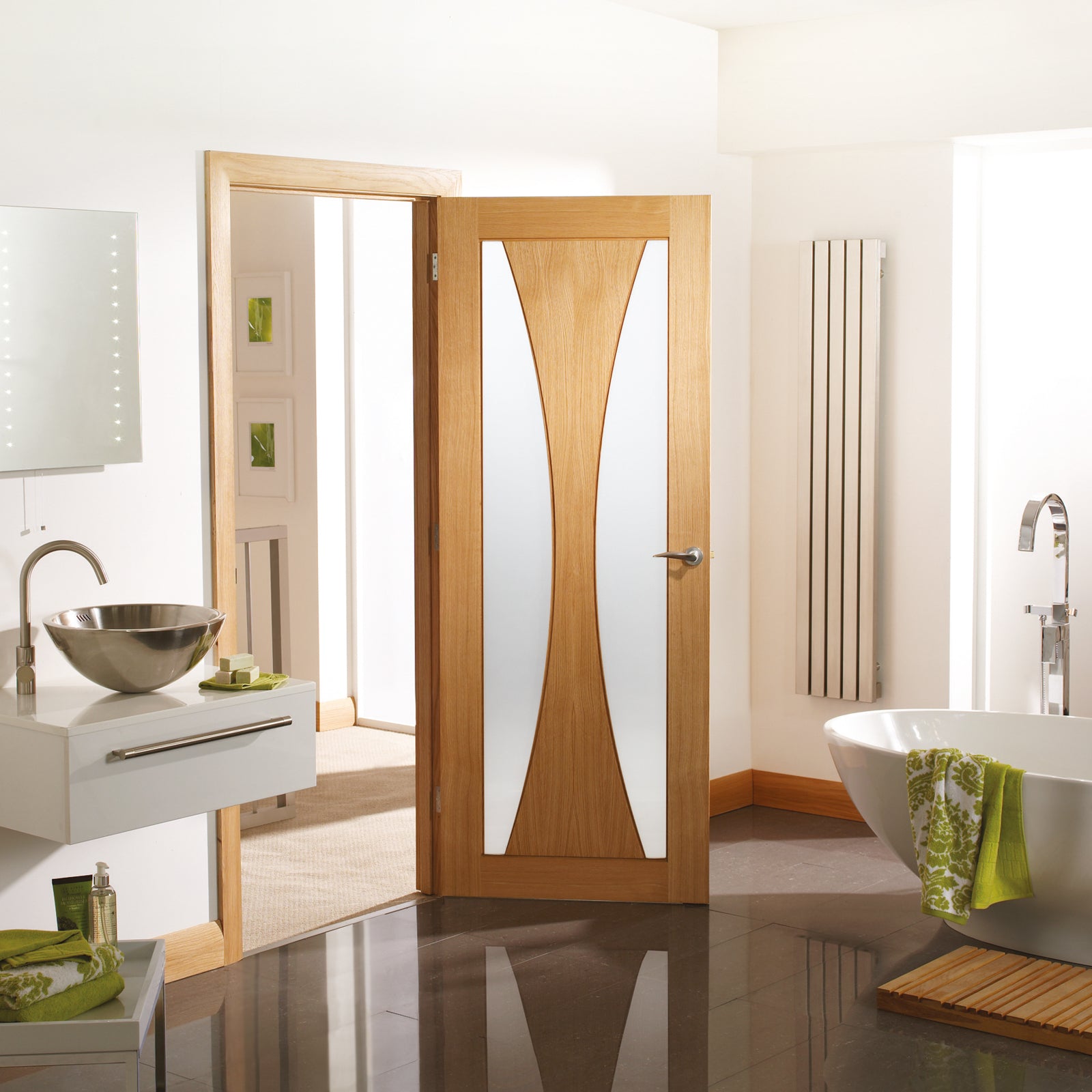 SHOW Internal Oak Verona Door with Obscure Glass lifestyle