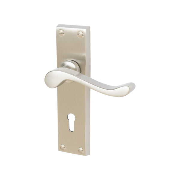 Bedford Door Handles On Plate Lock Handle in Satin Nickel 