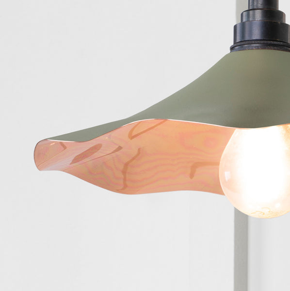 SHOW SHOW Close Up image of Flora Wall Light in Tump in Smooth Copper