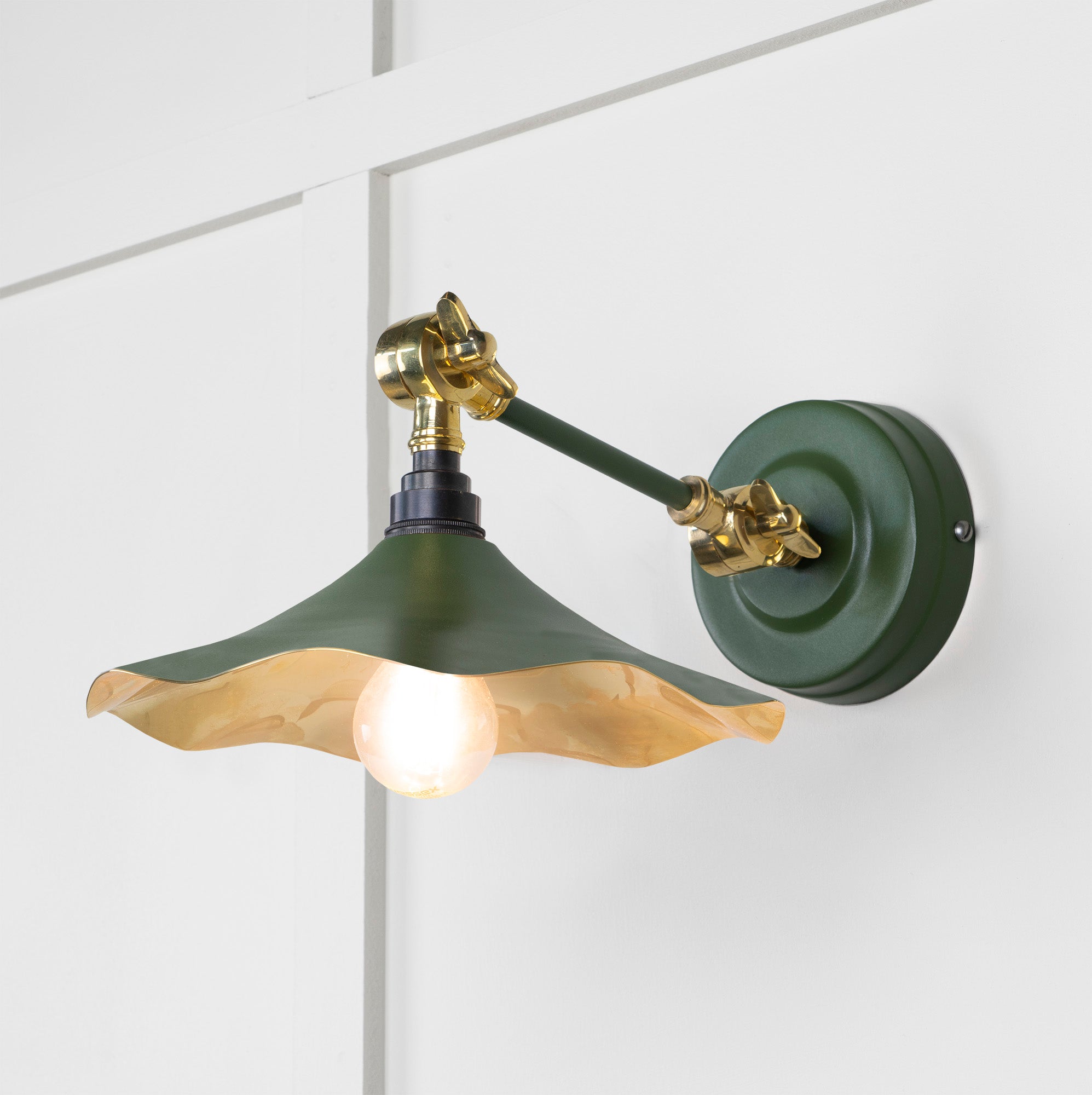 Image of Flora Wall Light in Heath