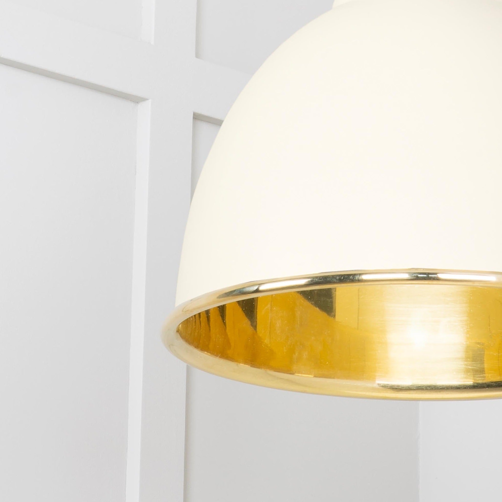  SHOW Close Up Image of Brindley Cluster Light in Teasel in Smooth Brass