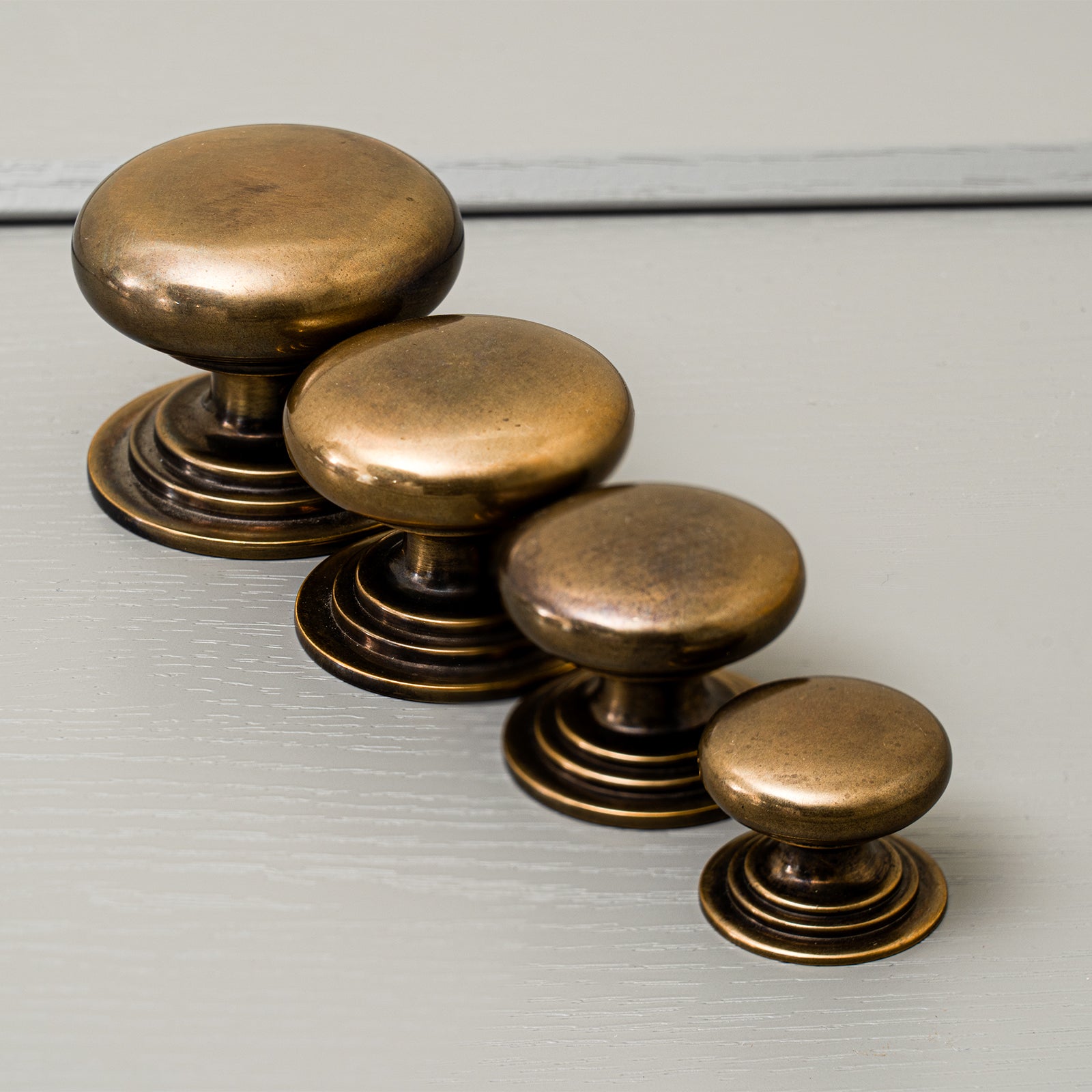 Antique brass cupboard knobs SHOW