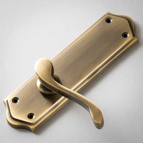 Buckingham Door Handles On Plate Latch Handle in Aged Brass 