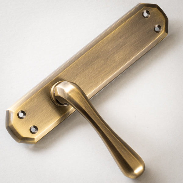 Charlbury Door Handles On Plate Latch Handle in Aged Brass 