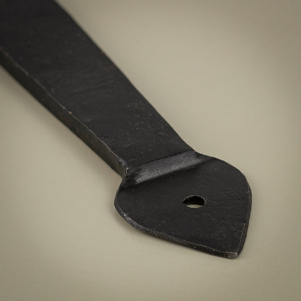Detail of heavy gothic latch black SHOW