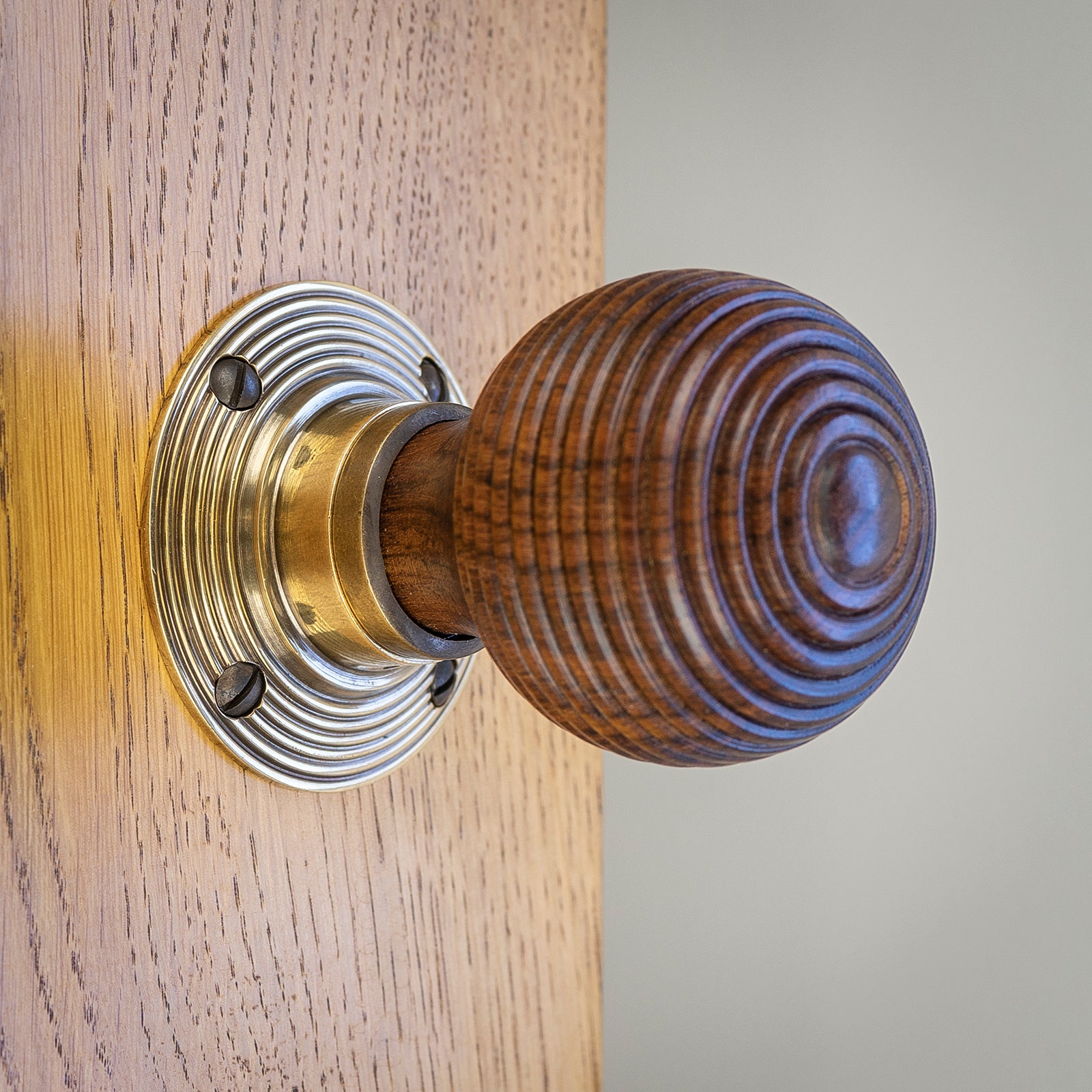 wooden door knobs SHOW