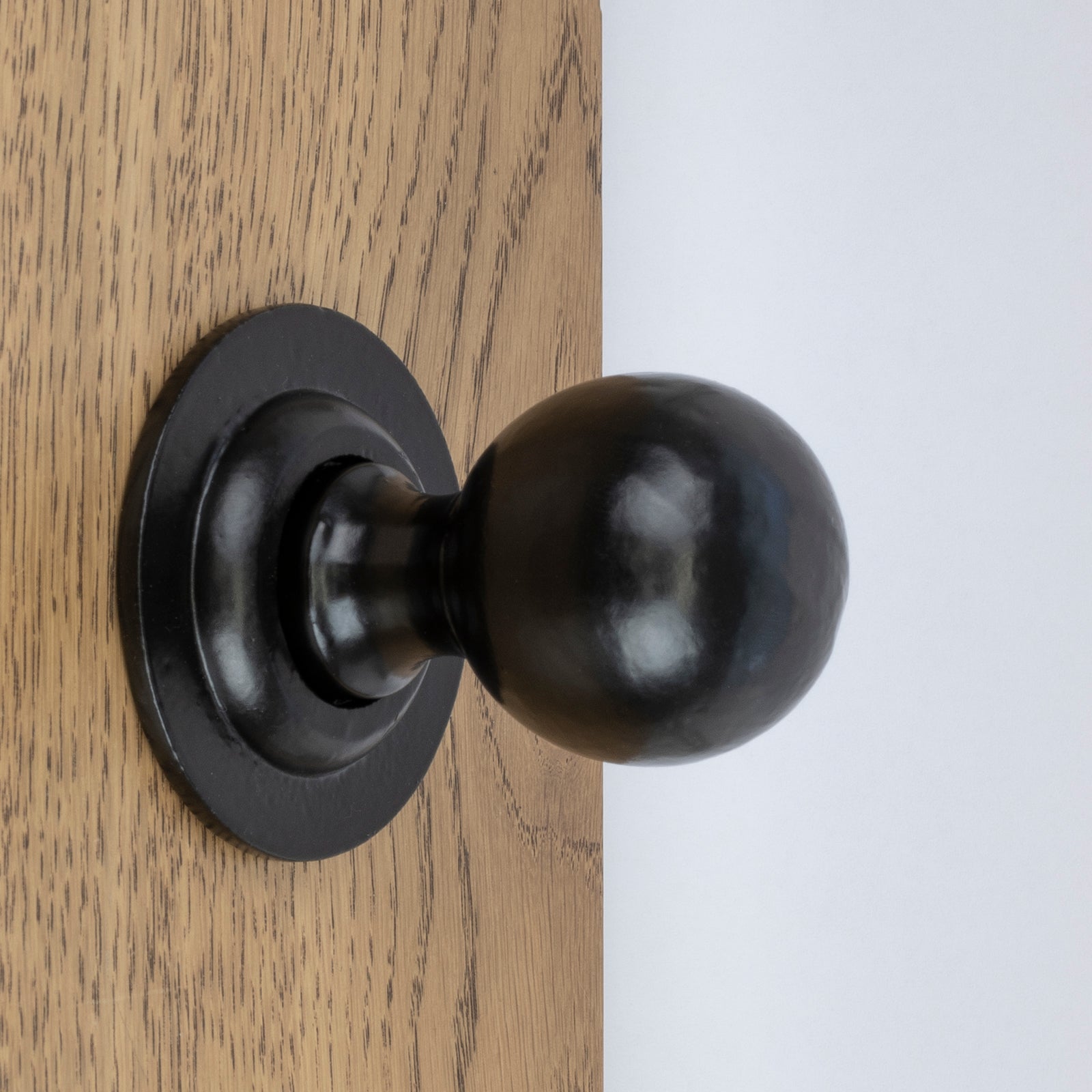 round door handle SHOW