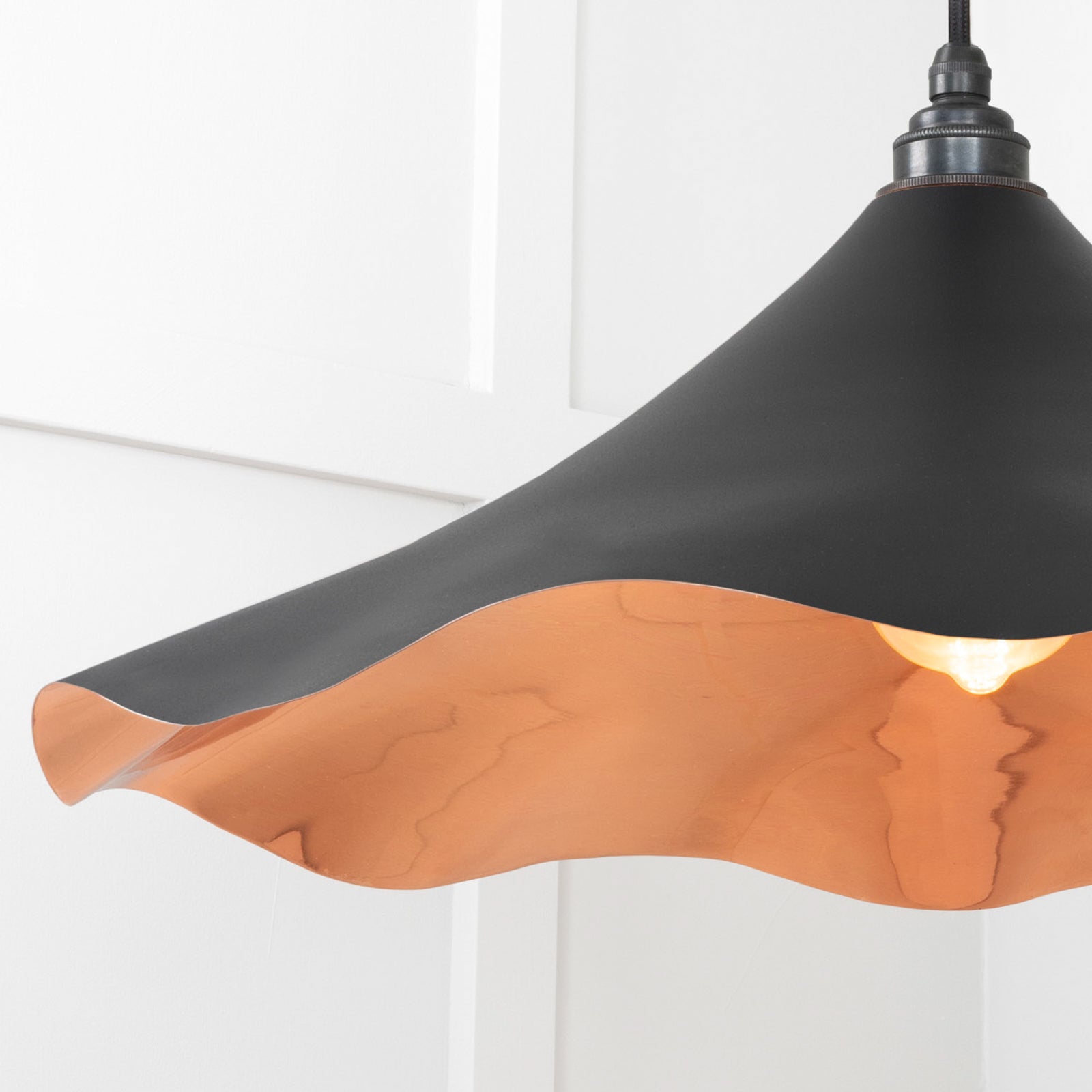 SHOW Close Up Image of Flora Ceiling Light in Elan Black in smooth Copper