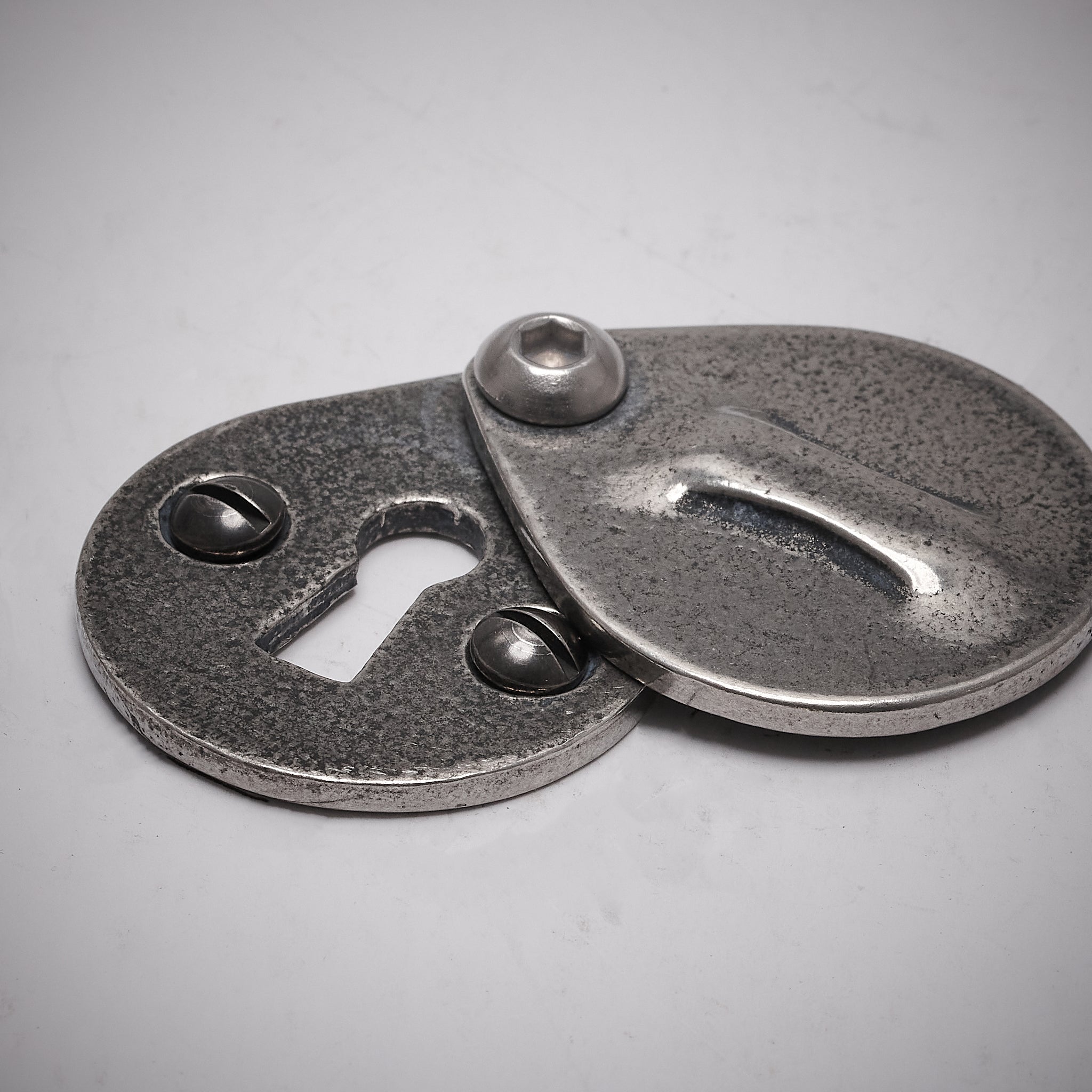 Pewter Oval Covered Escutcheon SHOW